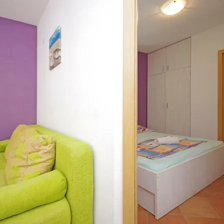 Apartment Simic Drvenik